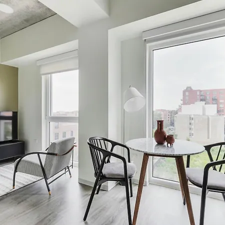 Blueground Old Town Gym Wd Pet Area Ac Chi-1087 Apartment
