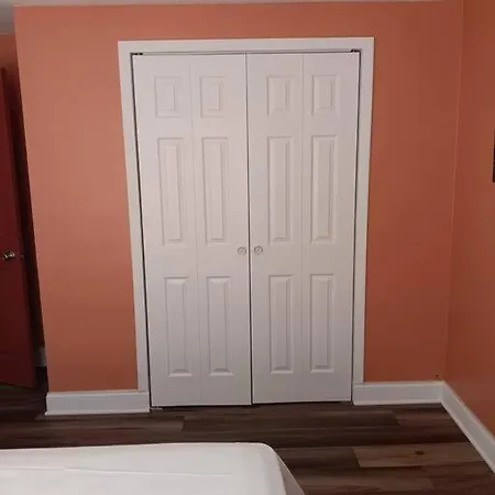 Apartment Near Midway Airport