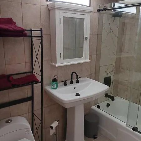 Apartment Near Midway Airport