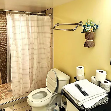 Fully Equipped Cozy 4/5 Br