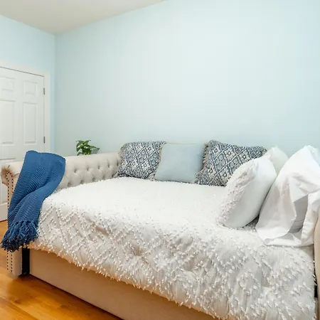 Windy Getaway - 3br 2ba Townhouse Chicago