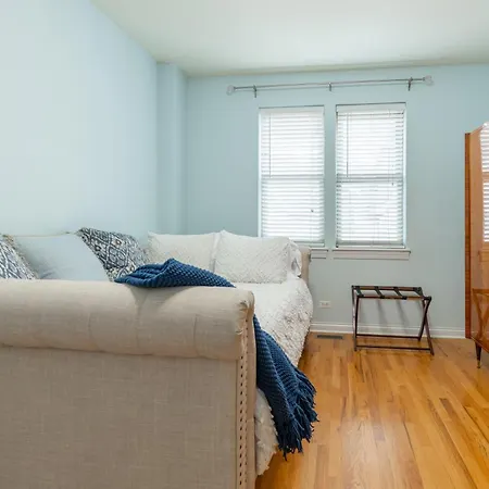 Windy Getaway - 3br 2ba Townhouse Chicago