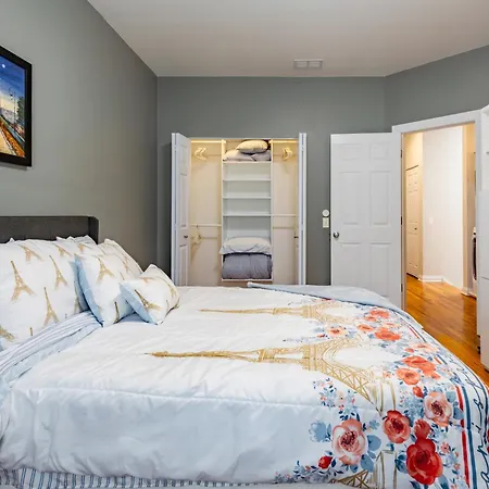 Windy Getaway - 3br 2ba Townhouse Holiday home Chicago