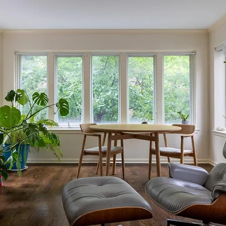 Apartment Lakeview East