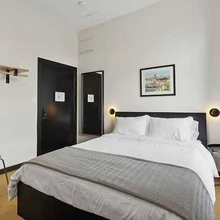 Logan Square Sro Hotel Chicago