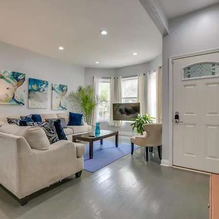 Vacation About 7 Mi To Downtown Apartment