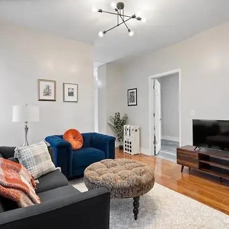 Apartment Perfect Pilsen Chicago
