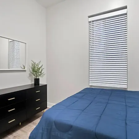 Apartment Perfect Pilsen Chicago