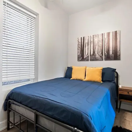 Perfect Pilsen Apartment *