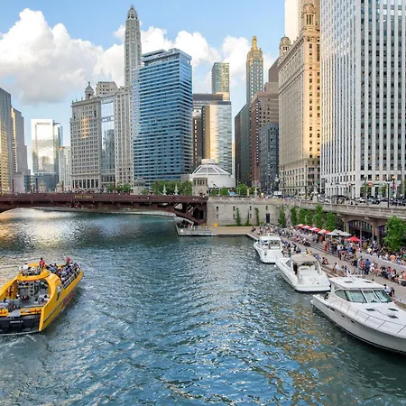 & Chicago-downtown By Ihg 3* Chicago