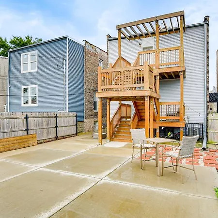 Apartment Vacation About 7 Mi To Downtown Chicago