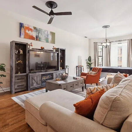 Apartment Near Downtown & Uchicago Chicago