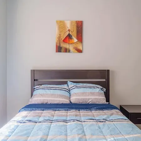 Stylish 4br Oasis In Woodlawn, Close To Uchi Apartment