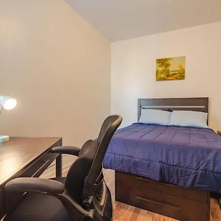 Stylish 4br Oasis In Woodlawn, Close To Uchi Apartment