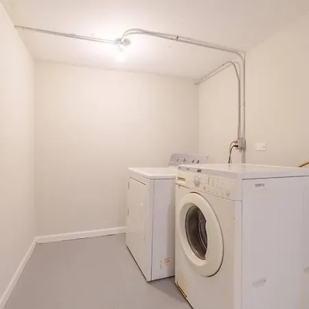 Apartment Spacious 4br Retreat In Vibrant Woodlawn Near Uchi *