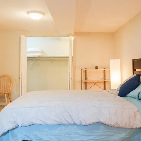 Apartment Spacious 4br Retreat In Vibrant Woodlawn Near Uchi Chicago