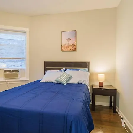 Apartment Spacious 4br Retreat In Vibrant Woodlawn Near Uchi Chicago