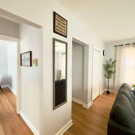 Apartment Comfy Retreat In Rogers Park, Prime Location! Chicago