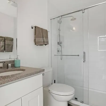 Apartment Great Location-lincoln Park Wrigleyville And Parking