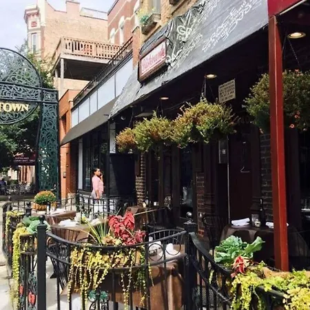 Great Location-lincoln Park Wrigleyville And Parking *