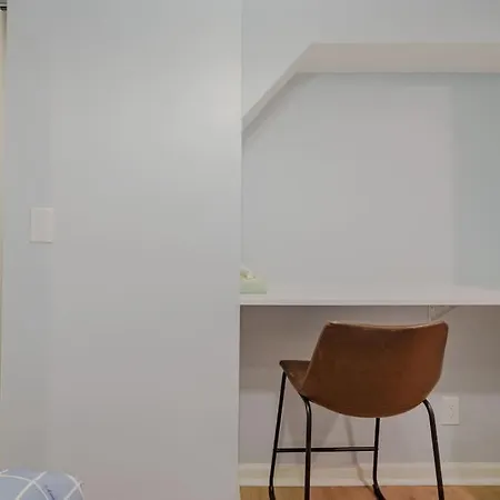 Apartment Prime Location In Lakeview Near Wrigleyville *