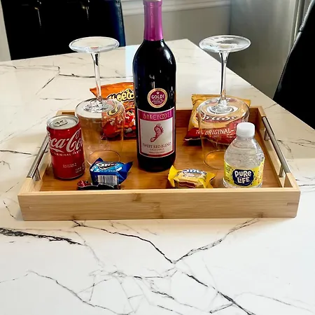 Apartment Cozy 10 Mins To Midway Airport & Downtown