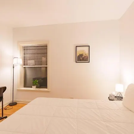 Apartment Cozy 3br Hyde Park Oasis Near Uchi, Shops & Dining Chicago