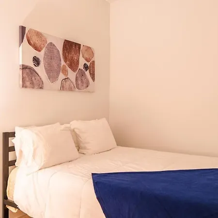 Cozy 3br Hyde Park Oasis Near Uchi, Shops & Dining Chicago