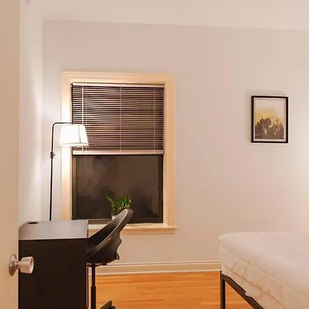 Apartment Cozy 3br Hyde Park Oasis Near Uchi, Shops & Dining Chicago