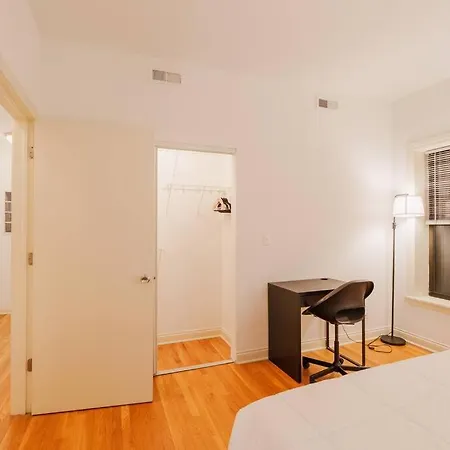 Cozy 3br Hyde Park Oasis Near Uchi, Shops & Dining * Chicago