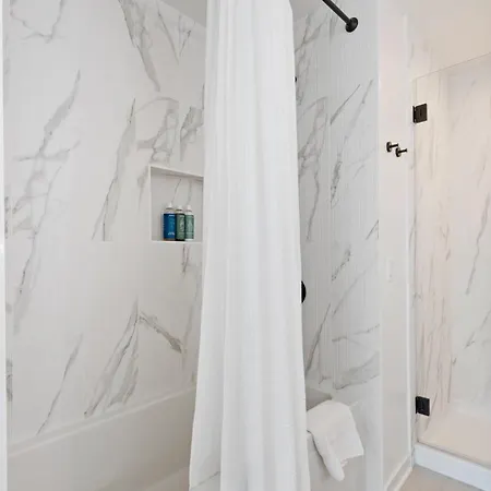 K2 Sky High With Stunning Views In West Loop Apartment Chicago