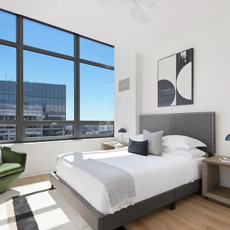 K2 Sky High With Stunning Views In West Loop Apartment Chicago