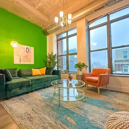 Cozy 2br With Optional Parking And Gym Access Near Field Museum, Lakefront & Mccormick Place Apartment