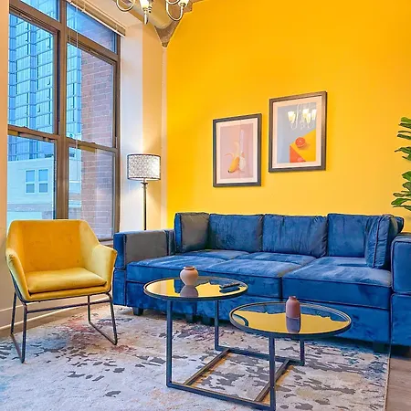 Apartment Walkable 2br In South Loop With Optional Parking And Gym Access Near Mccormick Place, Museum Campus & Lakefront *