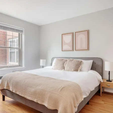 Apartment Evanston 2br W Courtyard Nr Northwestern Chi-953
