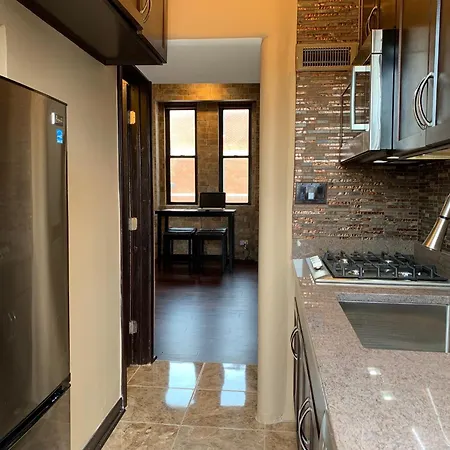 Apartment The Picasso On Lincoln Park *