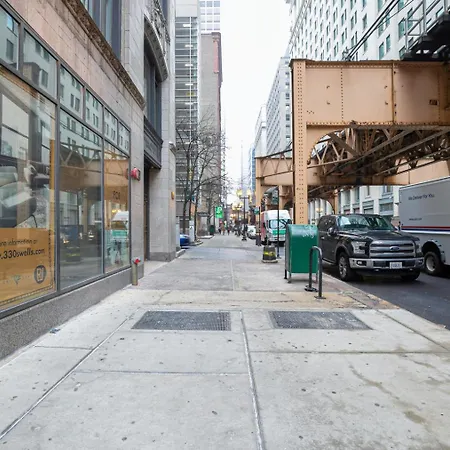 Apartment Loop 1br W Fitness Center Nr W Loop The L Chi-194