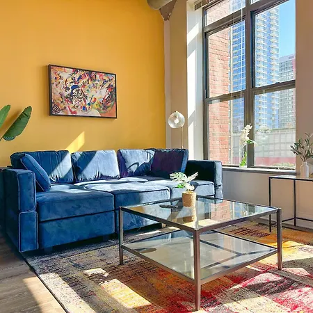 Mccormick 2br-2ba For 8 Guests With Optional Parking & Gym Apartment Chicago