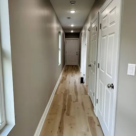 Wonderful And Cozy Top Unit Chicago