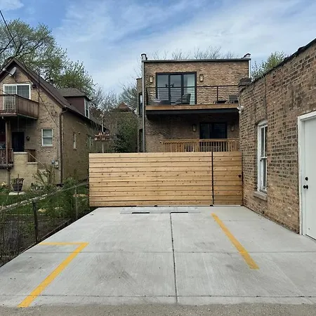 Stylish 2br Stunner In Unbeatable Location * Chicago