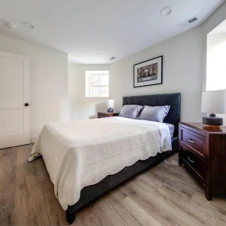 Apartment Stylish 2br Stunner In Unbeatable Location