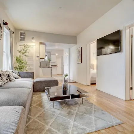 West Loop Entire Apt Apartment *