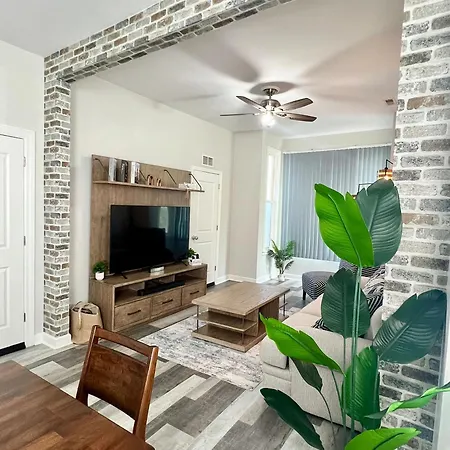 Stylish 3bedroom Aparment W Games & Free Parking Apartment *