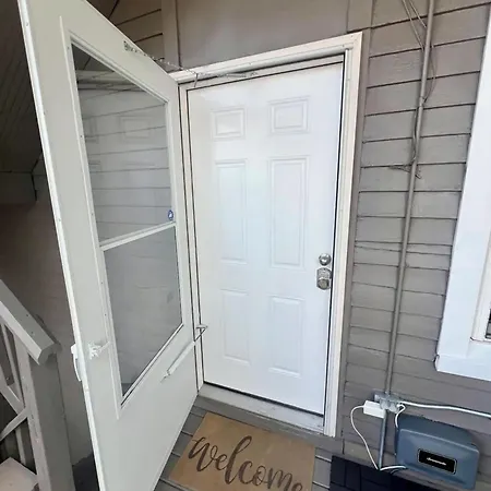 Stylish 3bedroom Aparment W Games & Free Parking