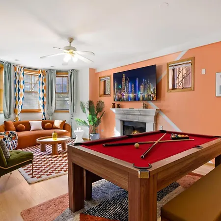 Designer Billiards Private Patio 1 Parking *