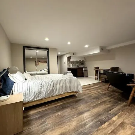 Oldtown Stylish Cute Apartment