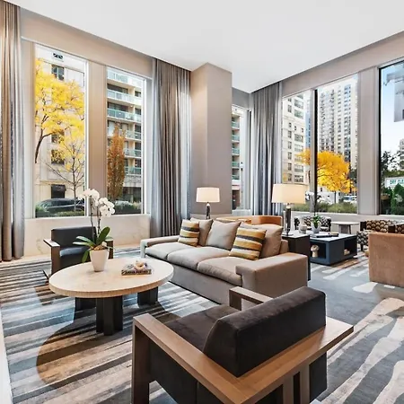 Apartment With Breathtaking 360 Degree Views Chicago