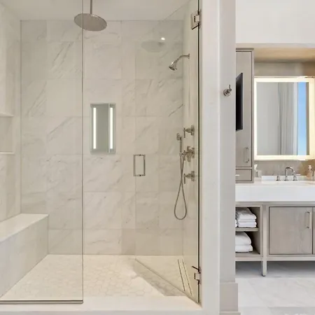 With Breathtaking 360 Degree Views Apartment Chicago