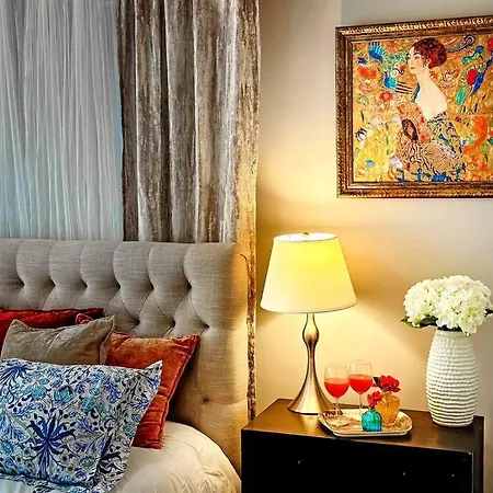 Villa Goldcoast King Bed Garage Netflix Pingpong Pets Ok