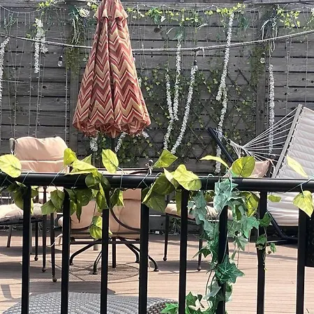 1 Bedroom Unit With 1 Free Garage Parking Chicago